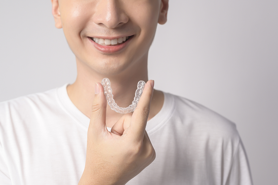 Keeping Your Smile Healthy: Essential Tips for Oral Hygiene with Invisalign Aligners